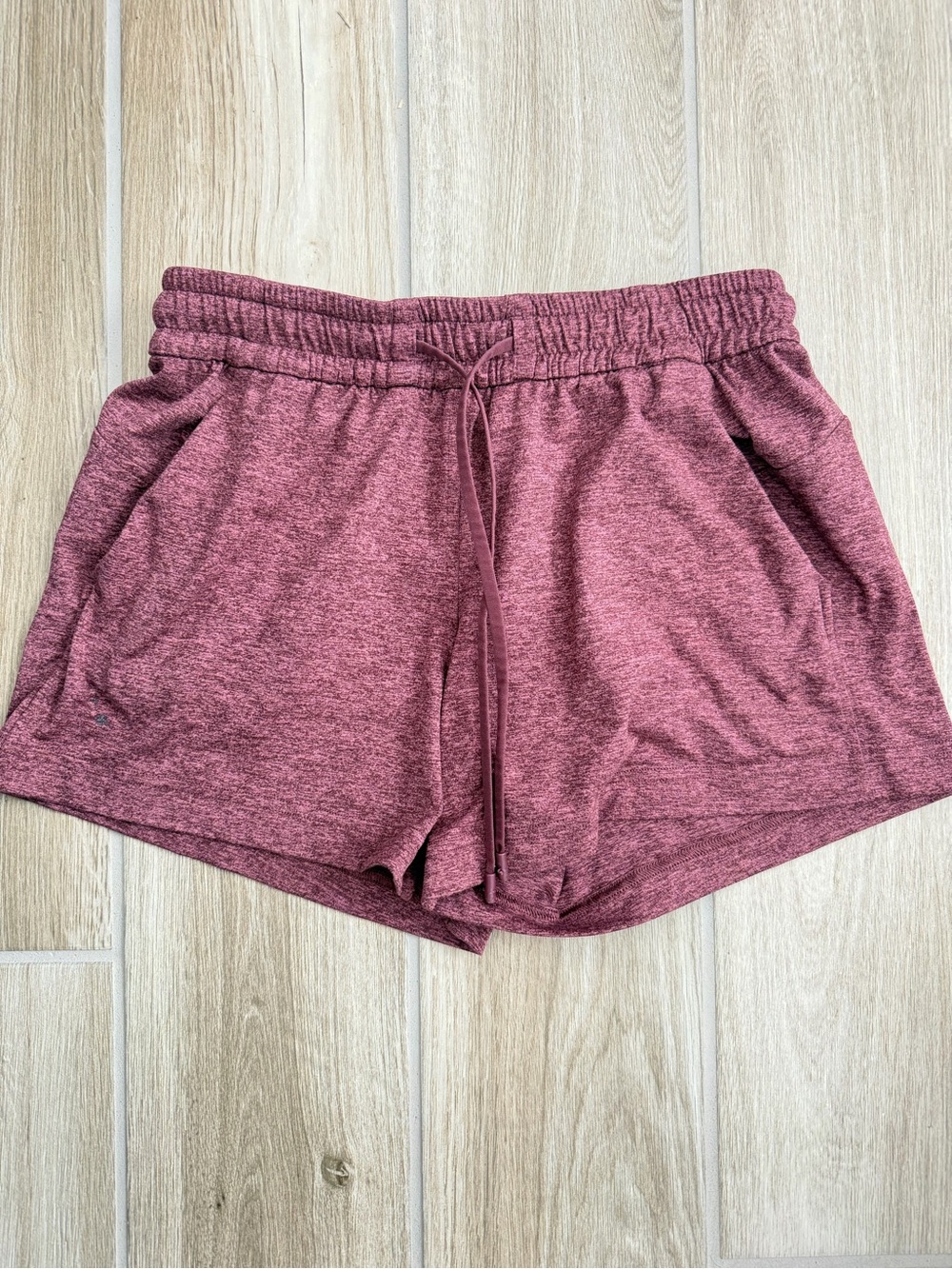 Soft Jersey Relaxed-Fit Mid-Rise
Short